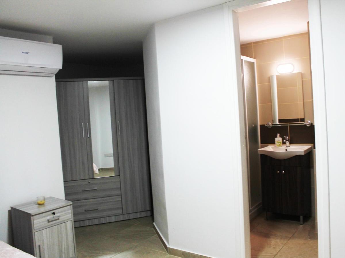 לרנקה Duplex Comfort Apartments מראה חיצוני תמונה