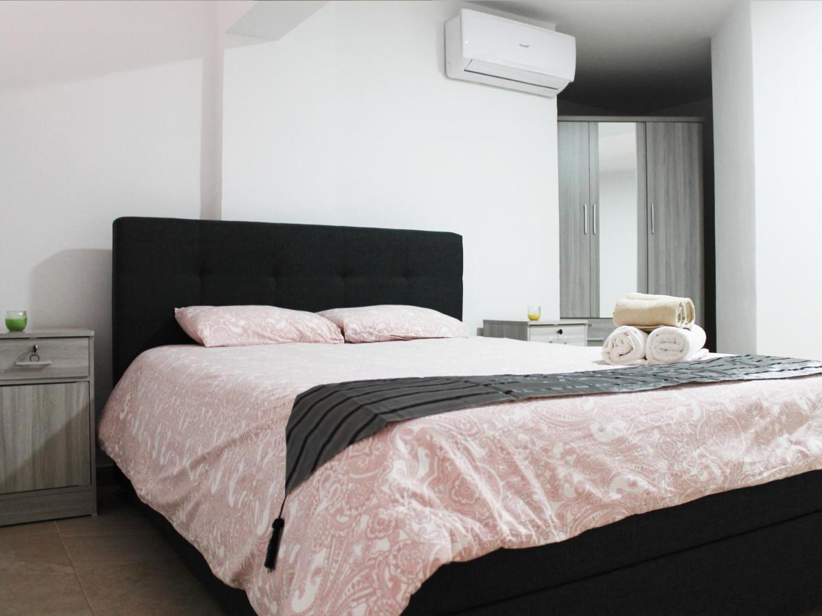 לרנקה Duplex Comfort Apartments מראה חיצוני תמונה